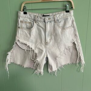 MOMOKROM DOLLS KILL High Rise Distressed Destroyed Light Wash Shorts Siz…